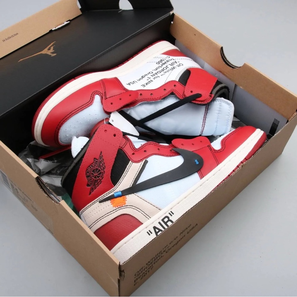 Off-White X Nike Jordan 1 🔥 RARE